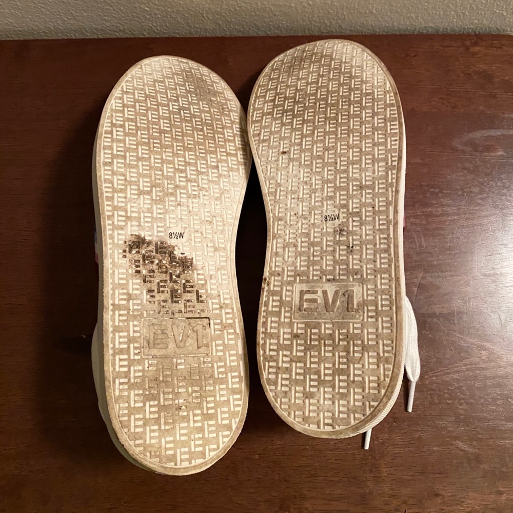 👟EV1👟 - Picture 4 of 4